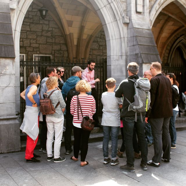 Dublin: Highlights and Hidden Corners Walking Tour - Former Parliament House, now Bank of Ireland, and the final political thread