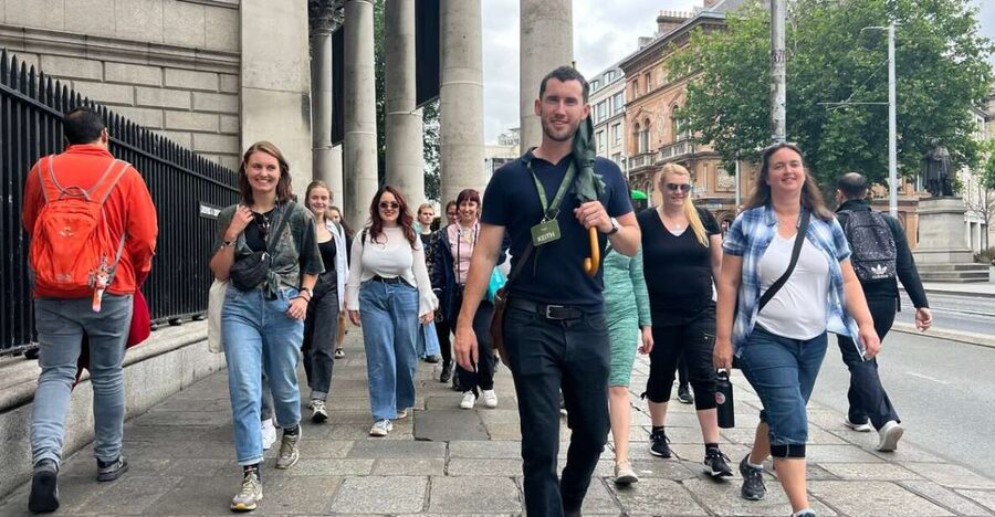 Dublin: Highlights and Hidden Gems Walking Tour - Start at 23 Wellington Quay, Claddagh Records, and the ring story