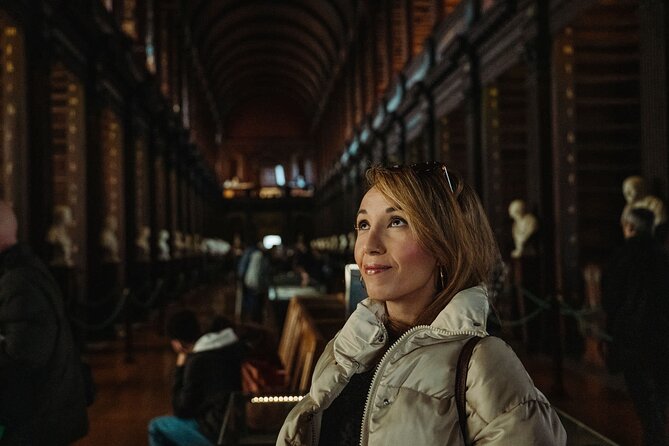 Dublin in a Day: Dublin Castle, Book of Kells, Guinness & Whiskey - Walking the Liffey to Ha’Penny Bridge and Temple Bar