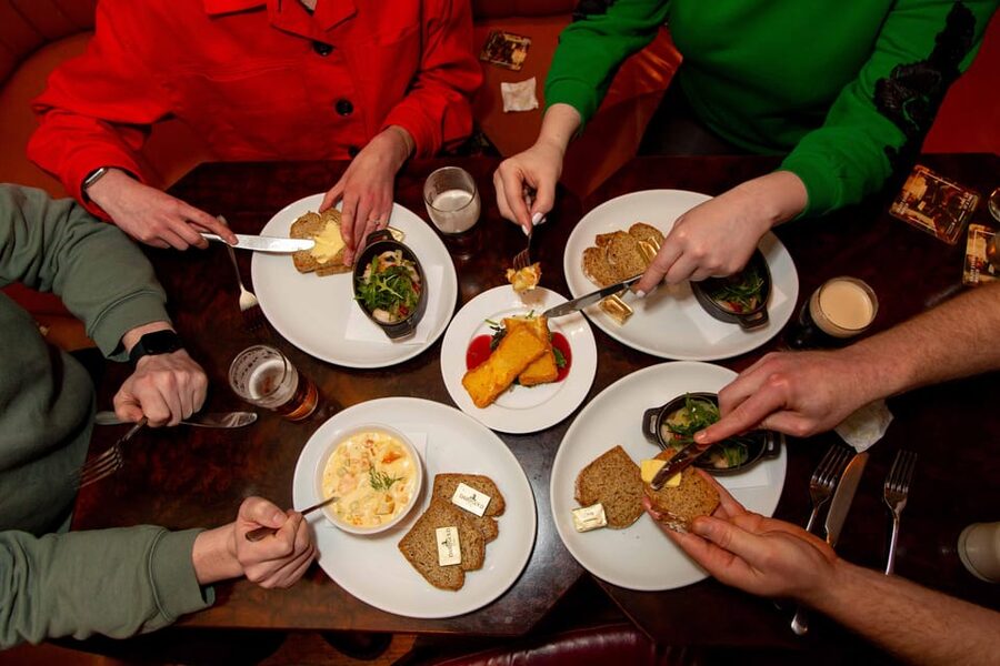 Dublin: Irish Food Trail Walking Tour with 3 Courses - Key Points You’ll Actually Care About
