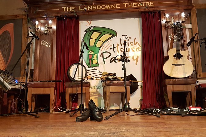 Dublin Irish House Party Live Show, Dinner Option Available - Instruments and performer talent: uilleann pipes to bodhran