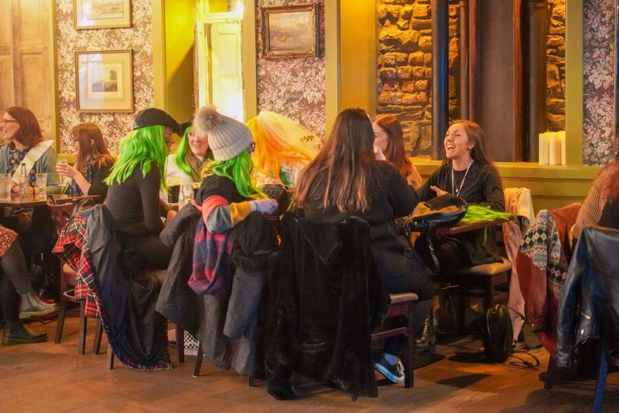 Dublin: Irish Music and Dance Show with Dance Lesson - Meeting upstairs at The Merchants Arch, Temple Bar