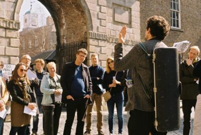 Irish Music Walking Tour with Live Performance
