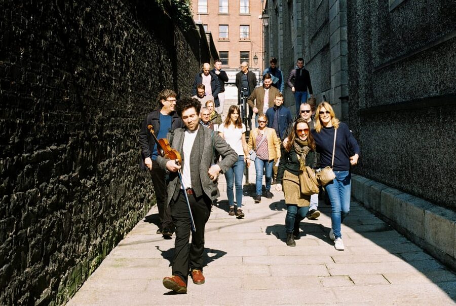 Dublin: Irish Music Walking Tour with Live Performance - Meet Your Balladeer: Sean, Ciarán, Jimmy, and More