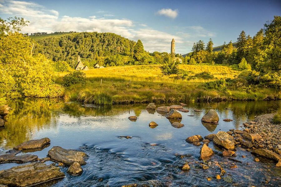 Dublin: Kilkenny, Wicklow & Glendalough Tour & Sheepdog Show - Timing, Walking, and Staying Comfortable on a Long Day