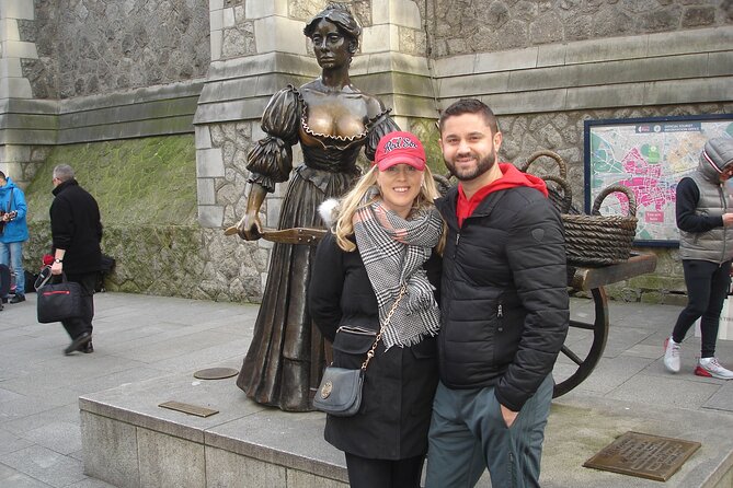 Dublin Literary Tour with a Local Expert: Custom & Private - Grand Canal, Patrick Kavanagh, and the Best Way to Take a Photo