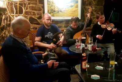 Dublin Mountain Pub Tour ( small group Pub Crawl max 15 people)