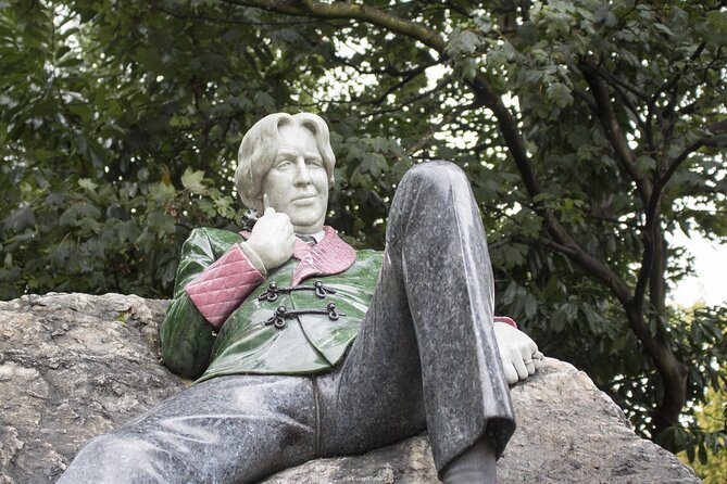 Dublin Off-The-Beaten-Path Private Literary Walking Tour - St Stephen’s Green and the Yeats statue by Henry Moore