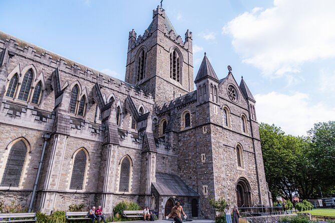 Dublin: Private Chauffeur Tour - Temple Bar on purpose, not as a mistake