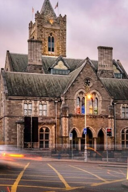 Dublin : Private Custom Tour with a Local Guide - Stop 1: Pickup, meet your guide, and set the route