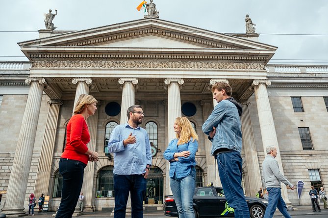 Dublin Private Highlights & History of 1916 Easter Rising Tour - Stop 2: Trinity College Dublin and the Georgian streetscape feel