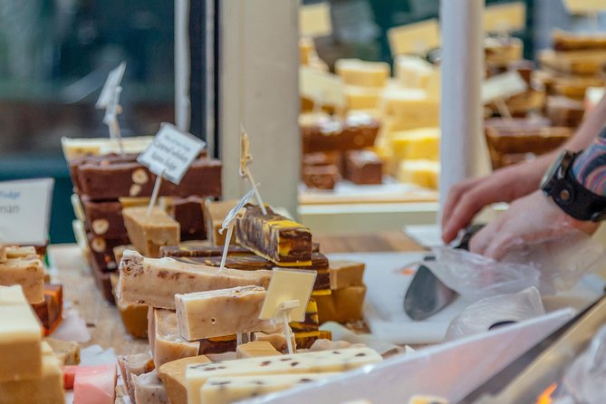 Dublin Private Walking Food Tour With Locals with 10 Tastings - What the 3-Hour Pace Feels Like on the Ground