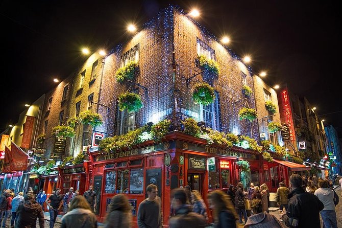 Dublin Private Walking Tour with a Local - What a Lokafyer guide means in real life
