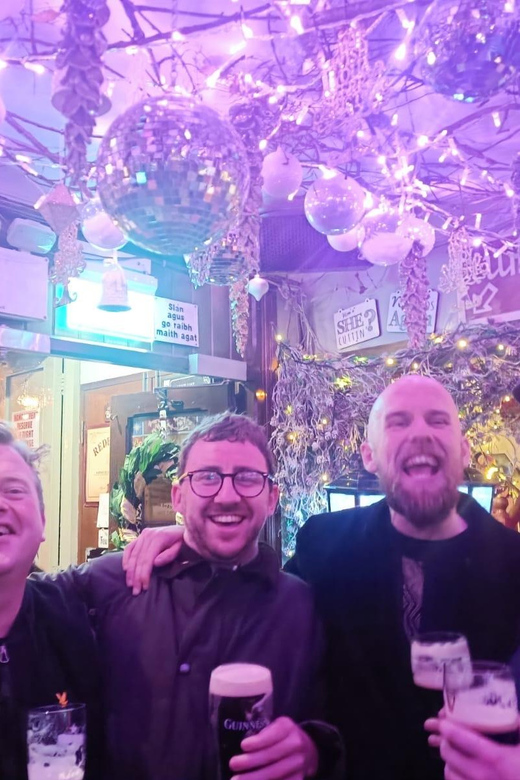 Dublin: Pub Tour. Pour The Perfect Guinness, Whiskey & Music - Dress code, pacing, and who this tour suits best