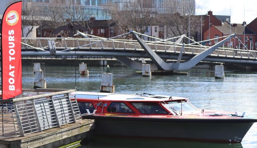 Dublin: River Liffey Sightseeing Cruise - A 45-minute River Liffey ride on a 48-passenger all-weather boat