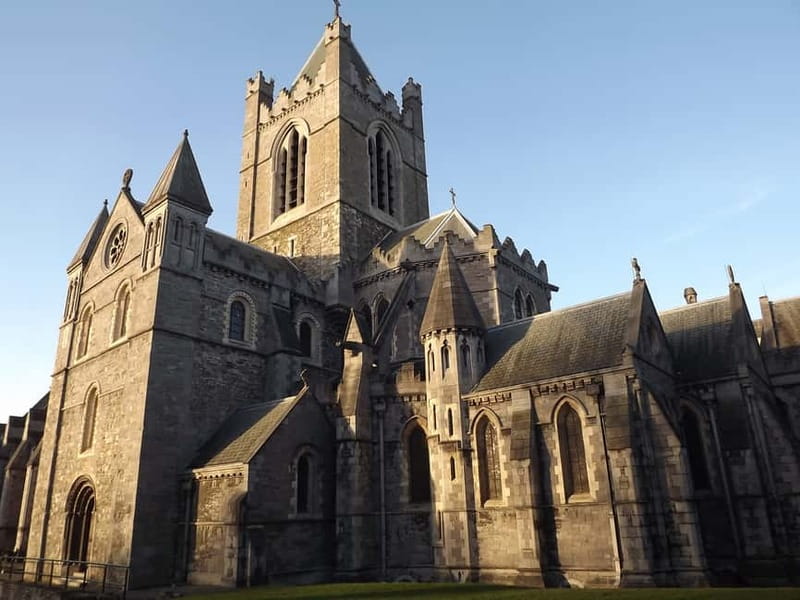 Dublin: Sightseeing Walking Tour in German - Key Highlights I’d Plan Around