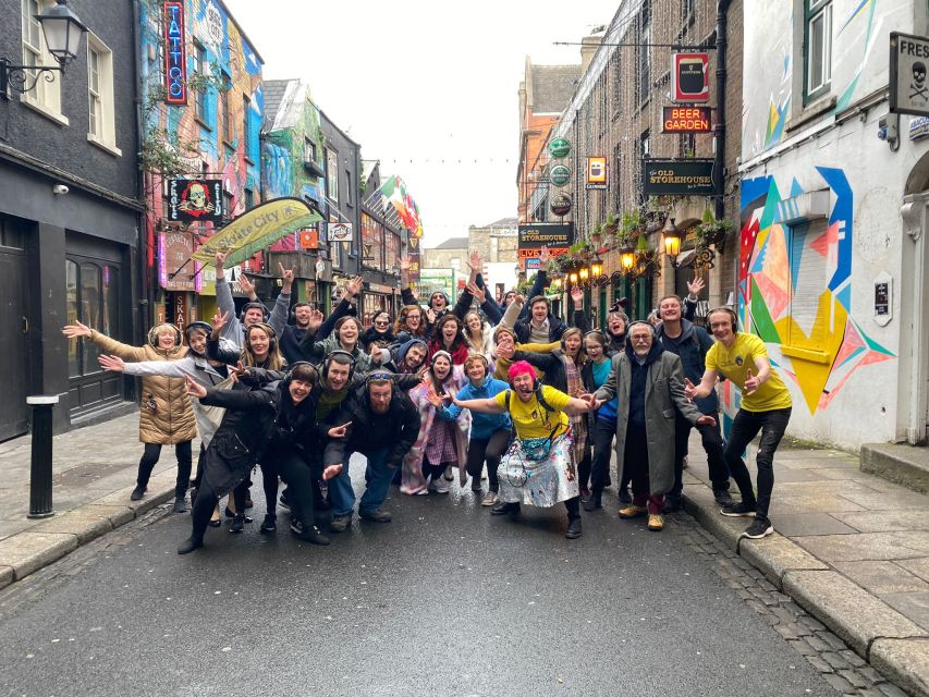 Dublin: Silent Disco Walking Tour - The walk through Dublin city center, how the energy ramps up