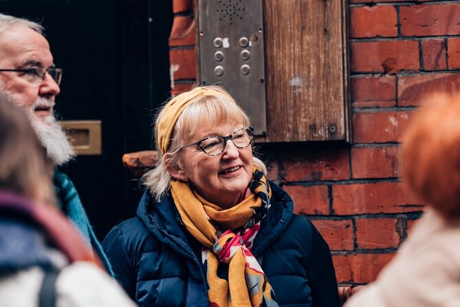 Dublin Storytelling Pub Tour - 3 stops, drinks & local snacks - Powerscourt Townhouse Centre, a Georgian start before the pint stories