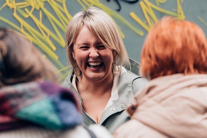 Dublin Storytelling Pub Tour - 3 stops, drinks & local snacks - Who this tour suits best