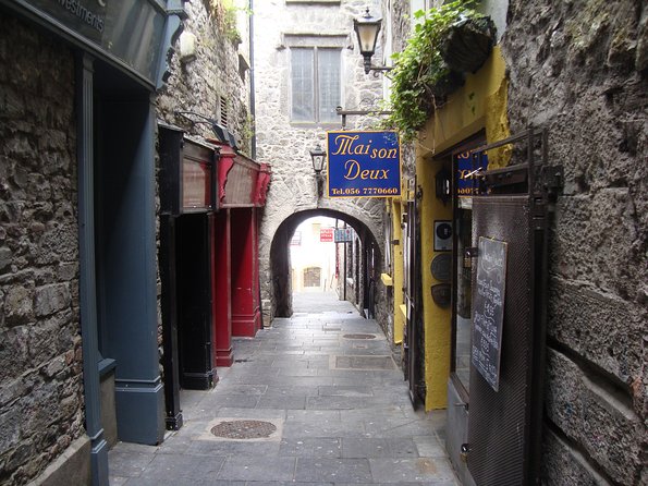 Dublin to Glendalough, Wicklow and Kilkenny Full Day Guided Tour - Kilkenny’s medieval core: guided walking plus breathing room for lunch