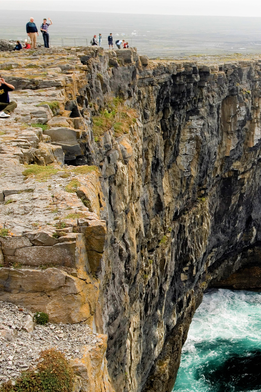 Ebiking on Inishmore island. Aran islands. Self-guided - Meet your e-bike in Kilronan, then set your own rhythm