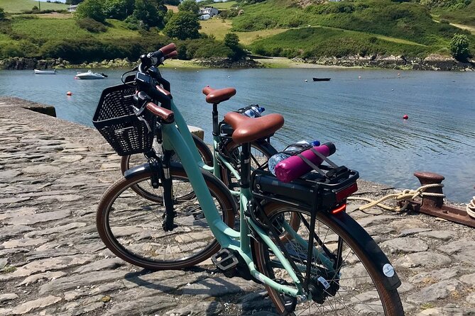 Forks, Focail and Folklore - Storytelling Tour via eBike - The Word Lesson That Makes the Folklore Click: Focail