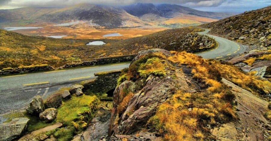 From Cork: 9-Hour Guided Ring of Kerry and Killarney Tour - Kerry Bog Village in Glenbeigh: rural Ireland, up close