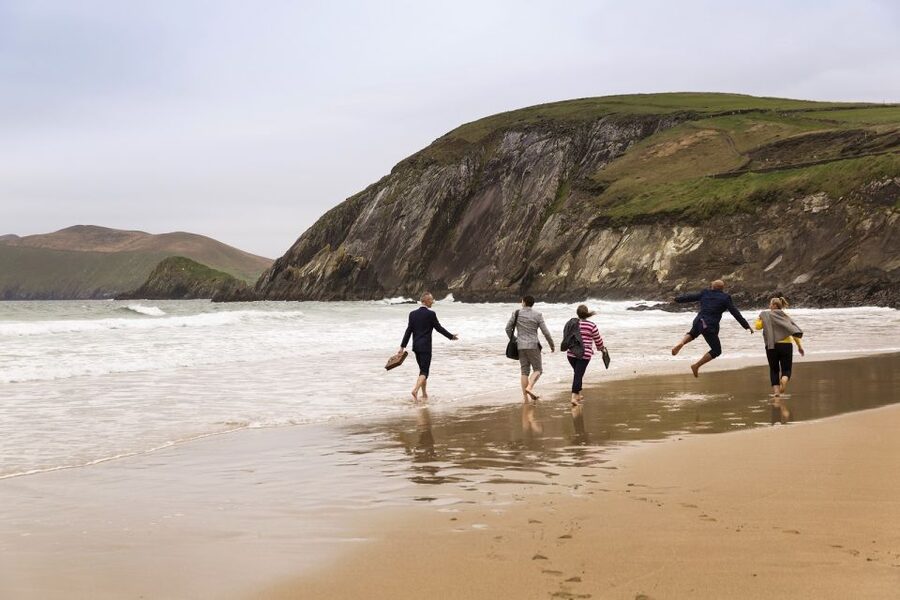 From Cork: Full-Day Guided Tour to Dingle Peninsula - Slea Head drive, Blasket Islands, and the chance of the Sleeping Giant