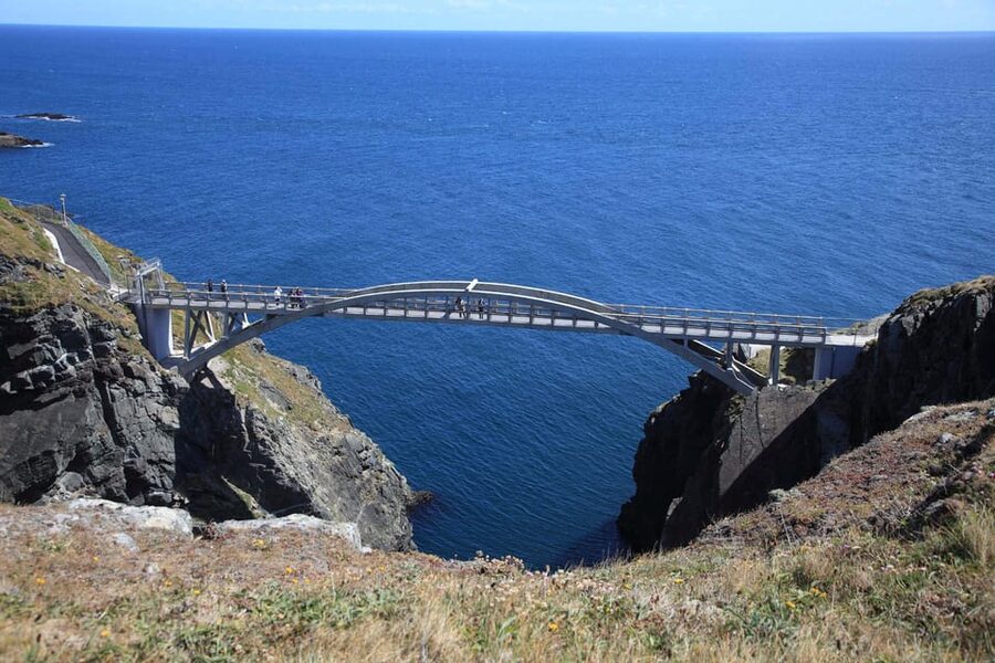 From Cork: West Cork to Mizen Head Guided Full Day Tour - Clonakilty: colorful streets, a museum option, and a pub plan
