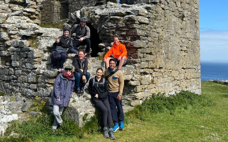 From Doolin: Day Trip to Inisheer with Bike or Bus Tour - Quick hits on a Doolin to Inisheer day trip