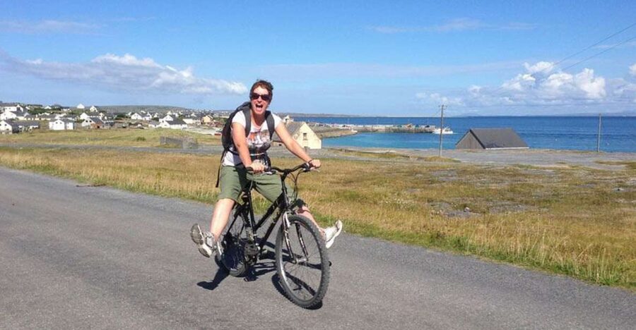 From Doolin: Day Trip to Inisheer with Bike or Bus Tour - From Doolin Pier to Inisheer in 25 Minutes