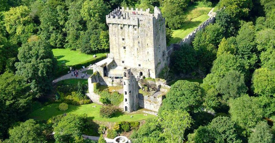 From Dublin: 2-Day Cork, Blarney Castle & Ring of Kerry Tour - Cork to Killarney by train, plus your free evening in town
