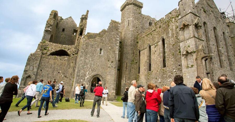 From Dublin: Blarney, Rock of Cashel and Cahir Castles Tour - Rock of Cashel: When Medieval Ireland Feels Real