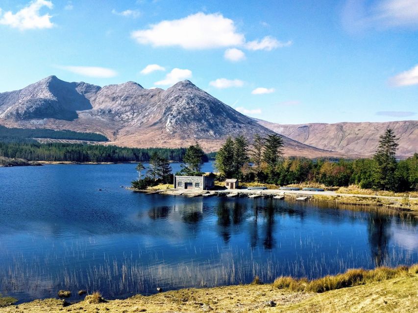 From Dublin: Connemara and Galway Bay Day Tour - Clifden: the practical photo and shopping stop