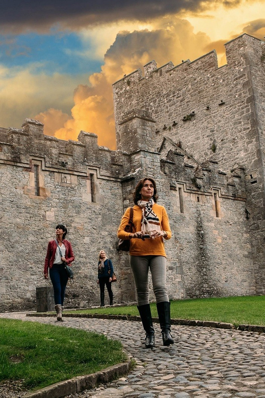 From Dublin:Cork,Cahir Castle,Rock of Cashel Tour in Spanish - Value and Price: What $112 Buys You on This 12 Hour Route