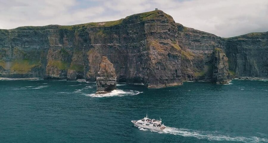 From Dublin: Galway + Cliffs of Moher Boat Cruise in Spanish - Key things I’d plan around