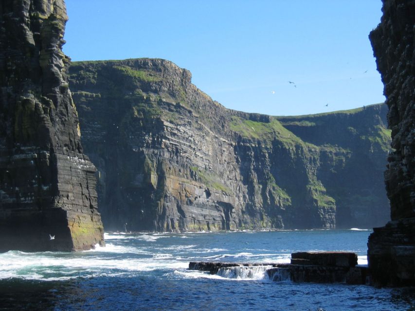 From Galway: Aran Islands and Cliffs of Moher Tour & Cruise - Riding from Galway to Doolin, the day gets real fast