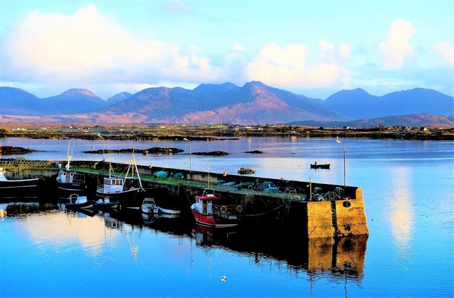 From Galway: Connemara, Kylemore Abbey or National Park Tour - Your main decision: 3 hours for Connemara National Park or Kylemore Abbey