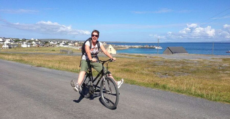 From Galway: Day Trip to Inisheer with Bike or Bus Tour - Key things to know before you go