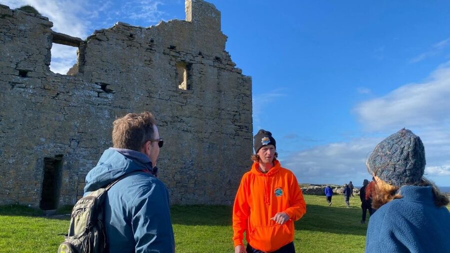 From Galway: Day Trip to Inisheer with Bike or Bus Tour - Why Inisheer Works Best as a Small-Group Day Trip From Galway
