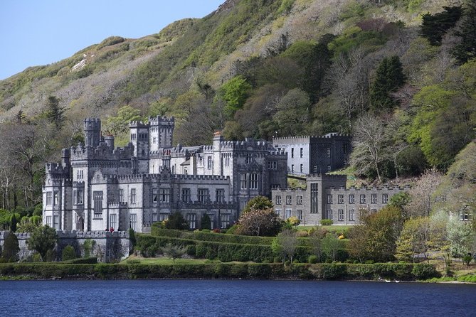 From Galway: Guided tour of Connemara with 3 hour stop in Kylemore Abbey - The 3-Hour Choice: National Park Trails or Kylemore Abbey Grounds