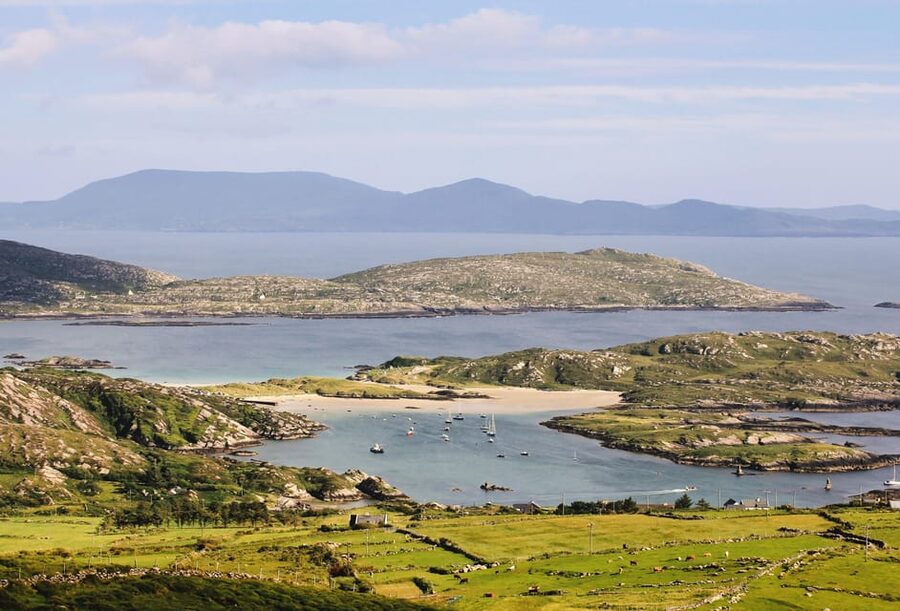 From Killarney: Ring of Kerry & Skellig Ring Full-Day Tour - Portmagee break: a small fishing town with a real lunch option