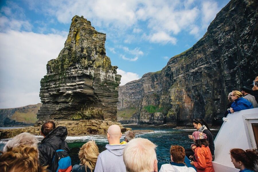 From Limerick: Full-Day Guided Tour of Cliffs of Moher - The guide makes a big difference on this tour