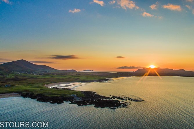 Full-Day Tour of the Dingle Peninsula, Slea Head, and Inch Beach - Entering the Dingle Peninsula from Killarney