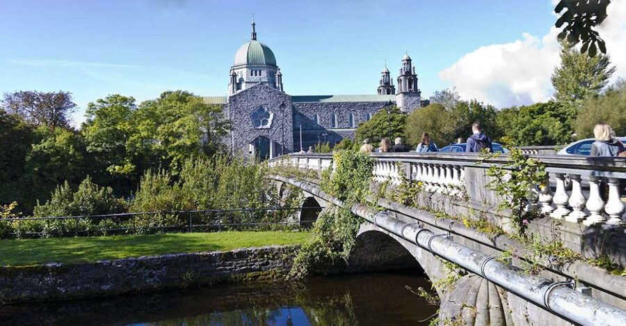 Galway City: Guided 1.5-Hour Walking Tour - Medieval highlights you’ll actually remember
