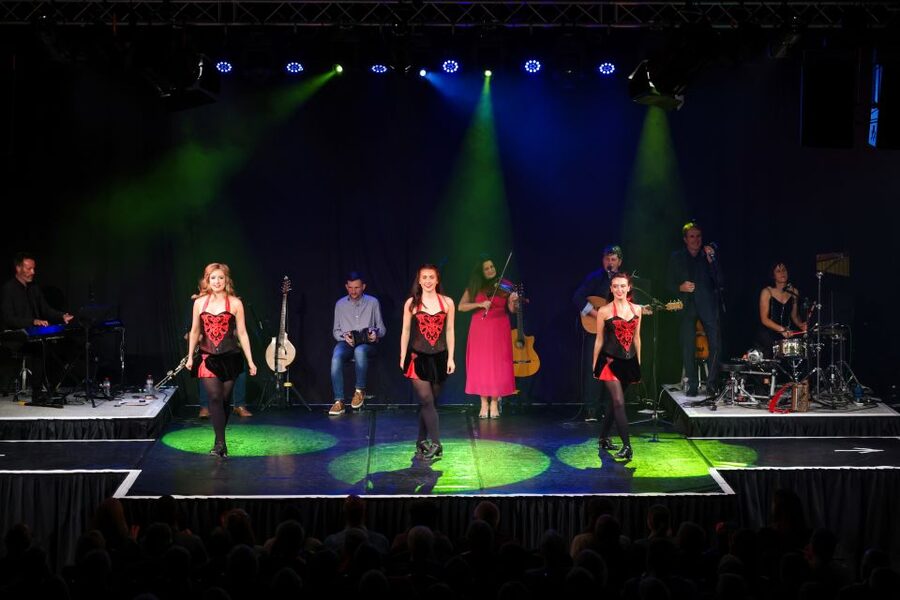 Galway: Trad on the Prom Ticket with Irish Music and Dancing - The vocalists and featured performers you might recognize