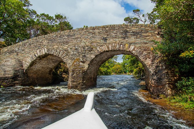 Gap of Dunloe Tour (Boat & Bus) - Killarney National Park by boat, what you actually see