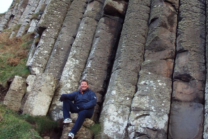 Giant's Causeway, Dark of Hedges & Belfast Day Tour From Dublin - Molly Malone Statue: Where the Day Starts and How to Nail It