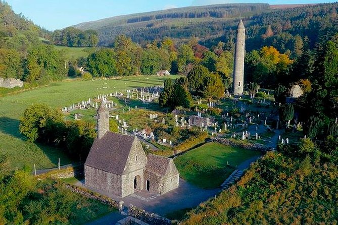 Glendalough & Wicklow Mountains Half Day Morning Tour from Dublin - Coach comforts that help on a rainy or busy morning