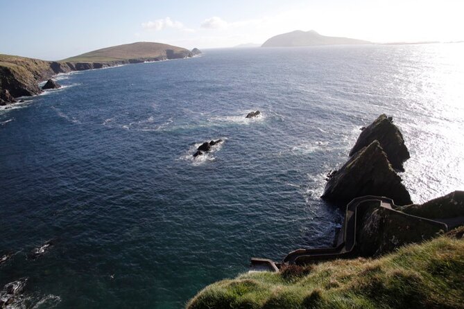 Half Day Private Tour to Dingle Peninsula and Slea Head - Irish Famine Cottages: the visit is about daily life